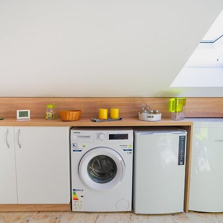 Pitstop Apartments Dumbravita  Екстериор снимка