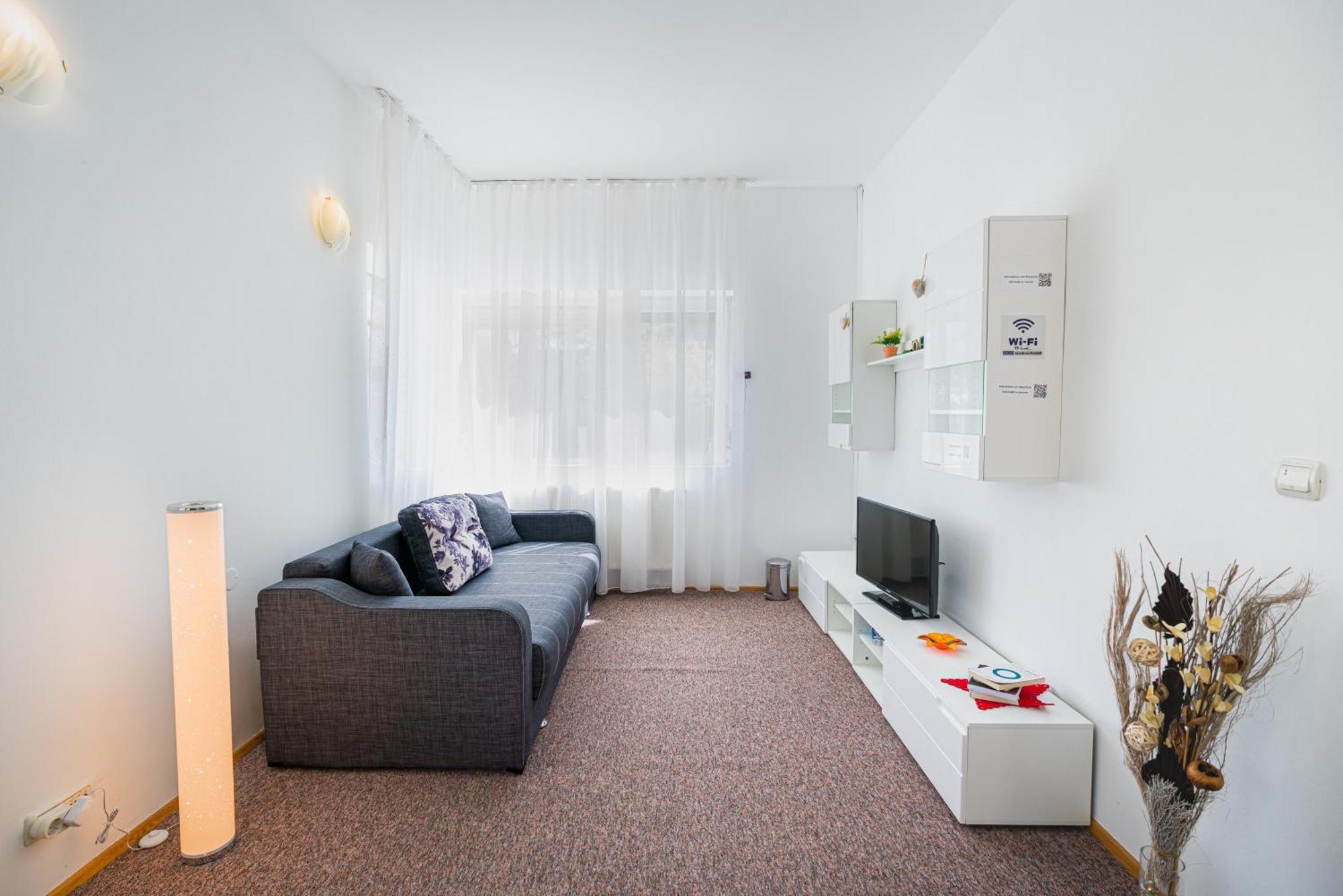 Pitstop Apartments Dumbravita  Екстериор снимка
