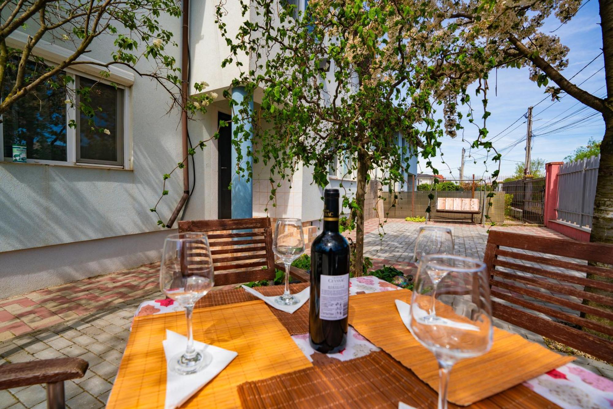 Pitstop Apartments Dumbravita  Екстериор снимка