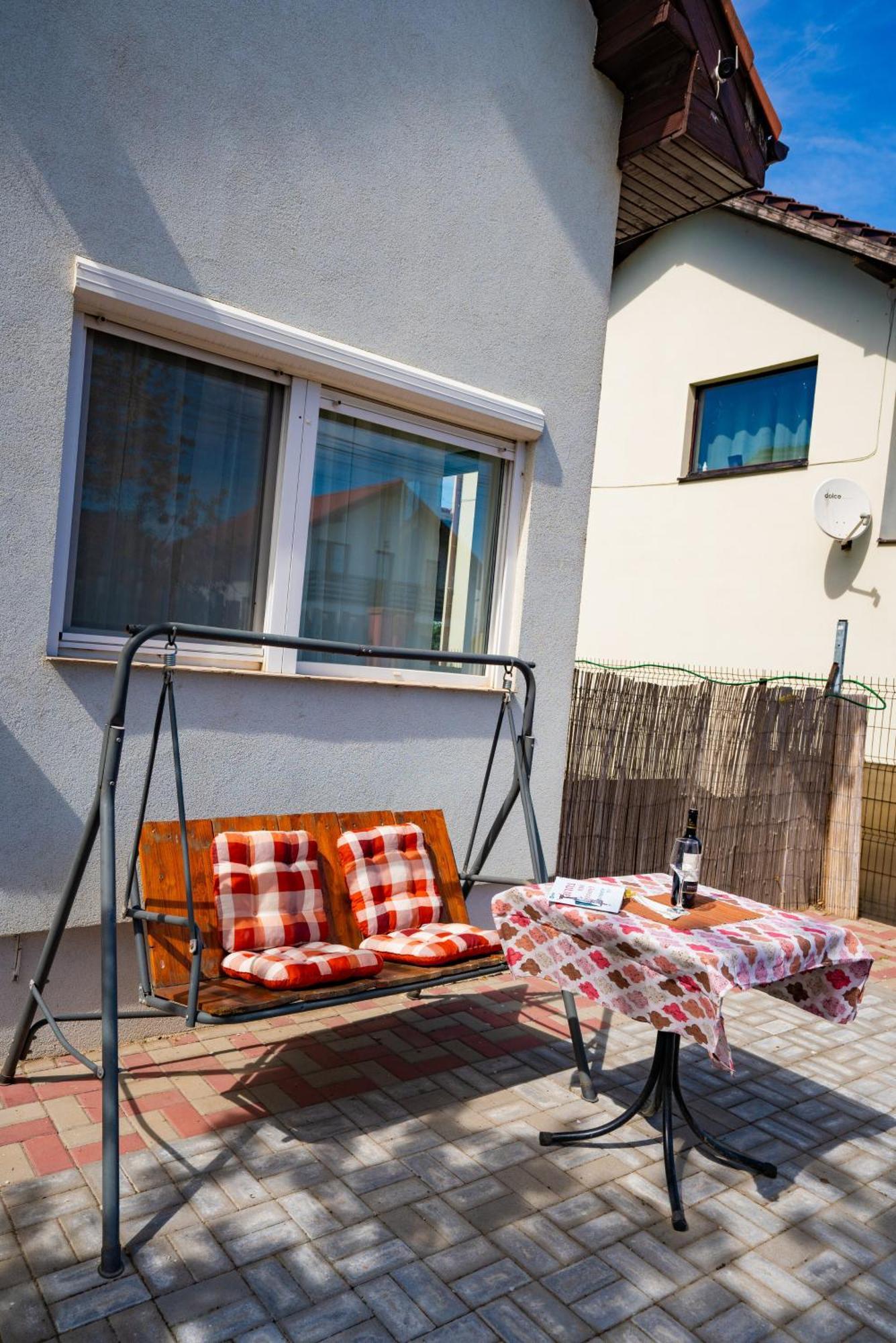 Pitstop Apartments Dumbravita  Екстериор снимка